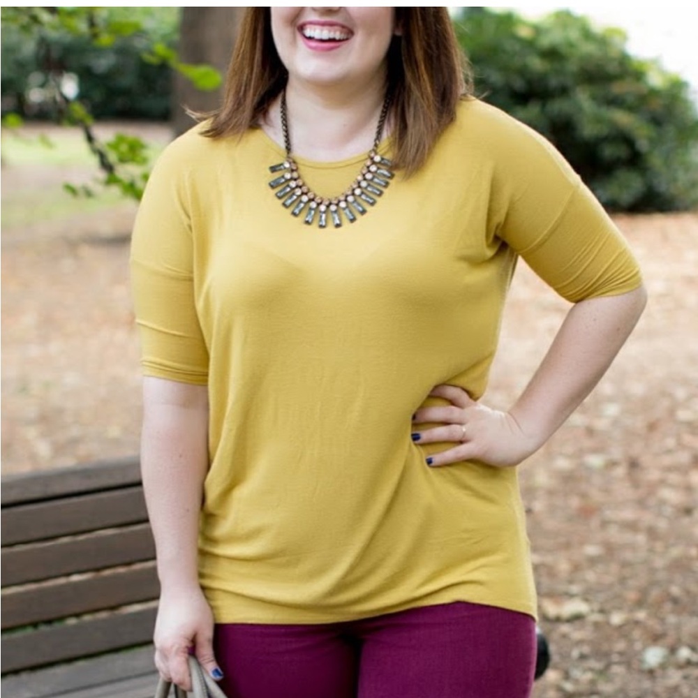 LuLaRoe Irma Tunic Top 💛
